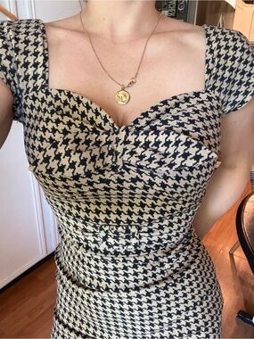 Vintage-Inspired Houndstooth Sweetheart Dress in Black & Cream